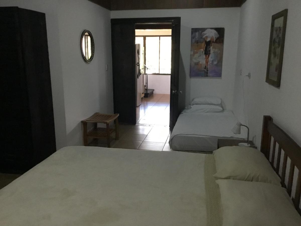 Готель Brand New House Alajuela Near The Airpor Екстер'єр фото